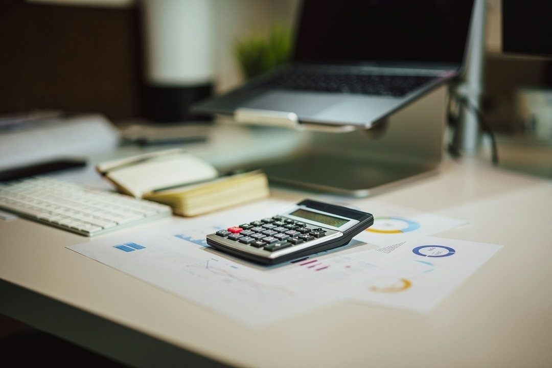 Understanding NOI vs. Cap Rate in Self Storage Valuations